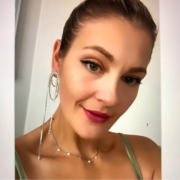 Zara Cascading Rhinestone Earrings - Picture 2 of 9